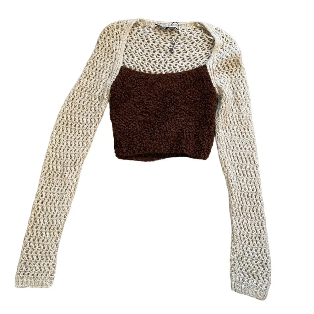 ZARA SHORT KNIT CROP TOP